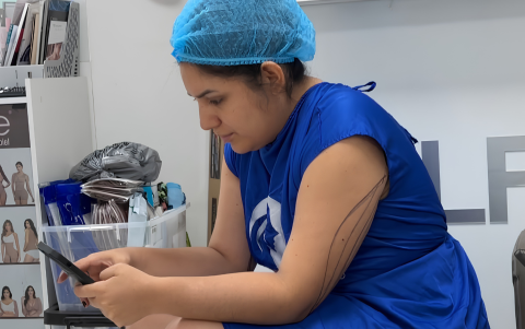 Mirka Asencio, antes de la cirugía de implantes mamarios realizada el 17 de enero de 2026.