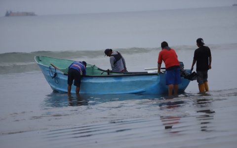 Los grupos criminales buscan a los pesqueros por su experiencia en altamar.