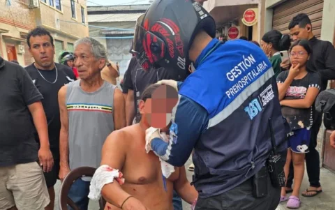 El taxista resultó herido durante el intento de secuestro y fue trasladado a una casa de salud.