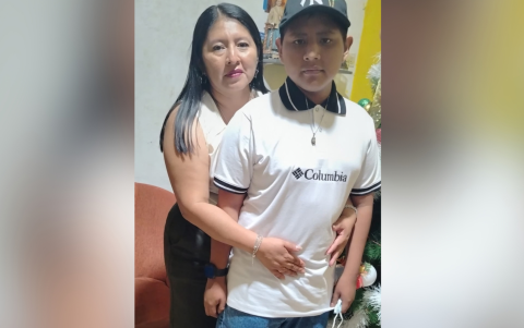 Santiago, de 15 años, recibe atención médica en el Hospital Francisco de Icaza Bustamante desde su diagnóstico en 2025.