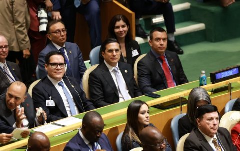 El presidente Daniel Noboa junto al canciller Roberto Kury en el primer día de debate de la Asamblea General de la ONU.
