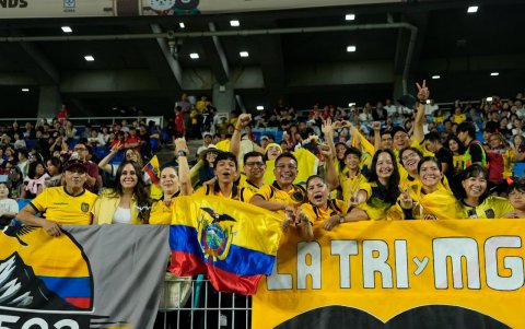 Hinchas de Ecuador presente en el partido ante Corea del Sur.