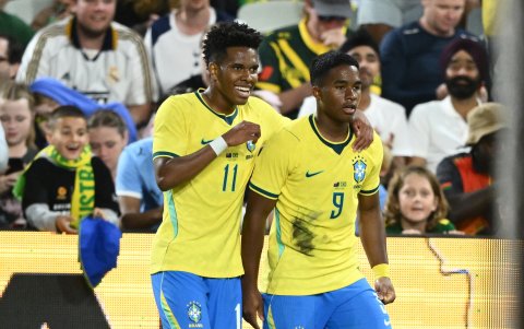 La Selección de Brasil contó con sus principales figuras.