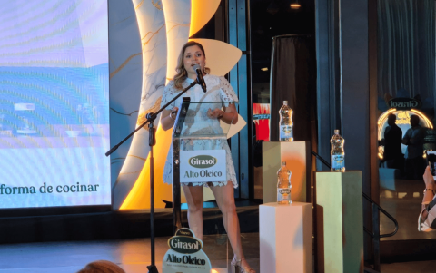 María del Cisne Bolognia, jefa de marca, presentó las características del aceite.