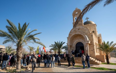 El sitio del bautismo de Jesucristo en el río Jordán, en Jordania, donde según la tradición cristiana Juan el Bautista bautizó a Jesús.