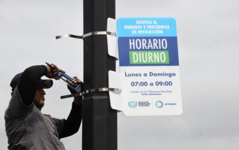 Los letreros fueron instalados en sectores críticos de Guayaquil
