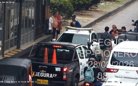El sospechoso fue retenido en un paradero de la Metrovía donde presuntamente habría cometido varios robos, tras un nuevo intento de asalto.