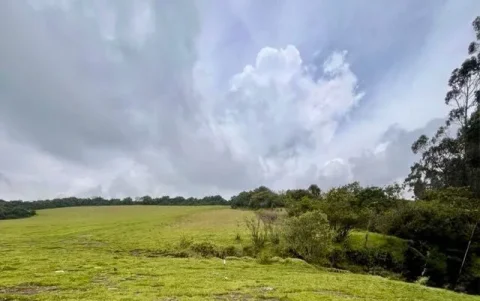 Terreno ubicado en Mejía, Pichincha, de una de las empresas del grupo Proinco.