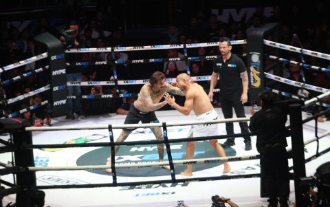 Chito Vera (i) y José Aldo se enfrentaron en el combate estelar