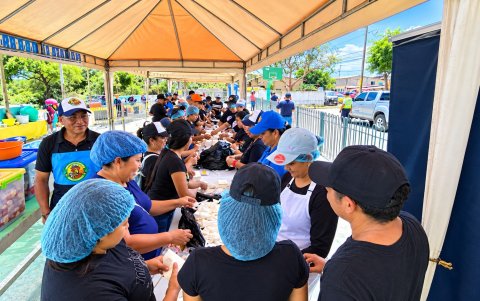 En Zapotal de Santa Elena se preparán para el festival del seco de chivo en el feriado