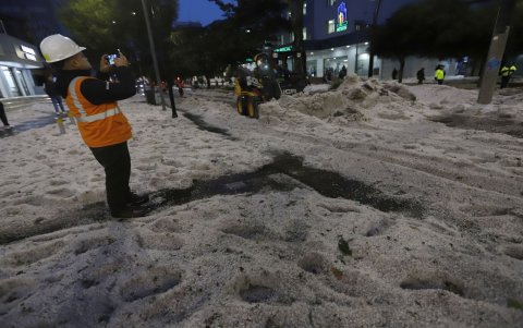 Los trabajos de limpieza duranron varias horas