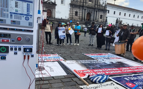 Pacientes renales advierten que la ayuda disponible no alcanza para cubrir la crisis a nivel nacional.