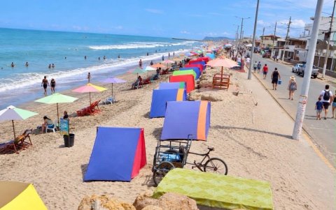 Las playas manabitas tendrán despliegue policial y de otras instituciones durante el feriado