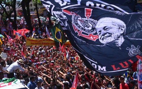 Falvio Bolsonaro y Lula da Silva disputarán la Presidenica de Brasil en un balotaje.