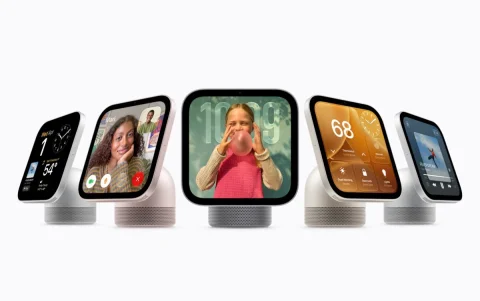 El nuevo Apple HomeView cuenta con una pantalla táctil Liquid Retina de siete pulgadas instalada sobre una base de altavoz de aluminio.