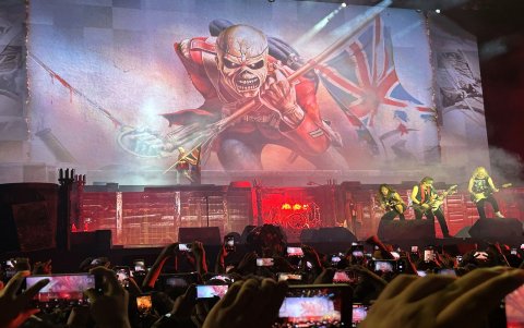 Iron Maiden volvió a Quito después de 17 años, en un reencuentro esperado por los seguidores de la legendaria banda británica.