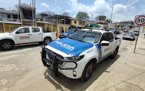 La Policía mantiene un reporte preliminar de dos fallecidos, mientras habitantes de Puerto El Morro señalan una cifra mayor.