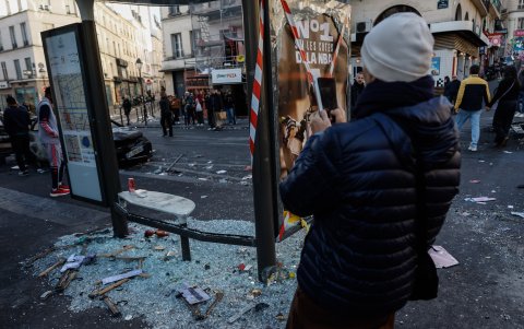 Policías: Las fuerzas del orden enfrentaron violentos disturbios en distintas ciudades francesas durante las manifestaciones del 17 de octubre.