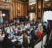 Concejales sesionan en el Salón de la Ciudad, en el Palacio Municipal.