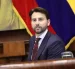 La salida de Niels Olsen ocurre tras ser anunciado por ADN como precandidato a la Prefectura del Guayas.