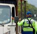 MIEMBRO DE LA AGENCIA DE TRÁNSITO Y MOVILIDAD (ATM) PARTICIPA EN UN OPERATIVO REALIZADO EN GUAYAQUIL, EN JUNIO DEL 2026 AG-EXPRESO