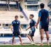 Luka Klimowicz (i) comandará la delantera de Emelec ante Orense.