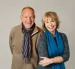Los actores Tom Chadbon y Lalla Ward en 2013, reunidos para grabar el audiodrama de Doctor Who "The Paradox Planet" con Big Finish Productions.