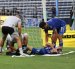 Juan Pablo Ruíz hizo el gol de Emelec, pero no pudo festejar por el golpe que se dio.
