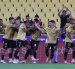 La plantilla del Barcelona SC festeja un gol en el estadio Monumental de Guayaquil.