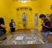 La muestra, ubicada en el patio La Picota del CCM,  está dividida en cuatro etapas: Gráfica necia, Escenas batracias, Momentos chéveres y Desde Sangolquí con amor.