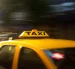 El vehículo en el que se movilizaba el taxista sufrió daños durante el siniestro registrado en La Floresta.