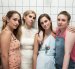 Estrenada en abril de 2012, Girls seguía a cuatro amigas que intentaban encontrar su lugar en Nueva York mientras enfrentaban relaciones sentimentales complicadas, dificultades laborales, inseguridades y decisiones equivocadas