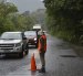 El pasado domingo dos buses de transporte interprovinciales y uno de gaseosa fueron arrastrados por el alud en esta vía principal para el comercio entre la costa y sierra.