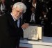 George Lucas posa con su Palma de Oro Honorífica.