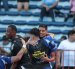 Jugadores de Emelec celebran el gol de José Francisco Cevallos ante Vinotinto