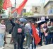 Simpatizantes alzan banderas y consignas frente al CNE en Quito