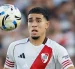 Kendry Páez jugando para River Plate.