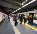 Trenes del Metro de Quito circulan durante operación comercial diaria en la red subterránea.
