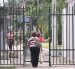 Varios de los vecindarios de las 14 etapas de la Alborada están fraccionados, por las rejas colocadas para tratar de aliviar el temor por la inseguridad ciudadana.