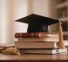 Estudiantes universitarios en Ecuador exigen igualdad en los procesos académicos.