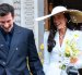 Dua Lipa y Callum Turner al salir de su boda.