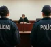 Policías procesados por presunta extralimitación recibirán respaldo legal mientras avanza la apelación.