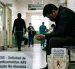 Imagen simbólica de pacientes que viven con VIH que no reciben los antirretrovirales en hospitales de Ecuador.