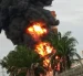 El incendio ya es combatido por los bomberos de Esmeraldas.