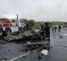 En la vía Santa Elena - Guayaquil un terrible accidente de tránsito dejó doce personas fallecidas