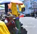 Las vuvuzelas mundialistas se han sumado al ruido generado por vendedores ambulantes.