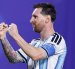 Lionel Messi celebra uno de sus tres goles ante Argelia en una noche que lo acercó a la cima histórica de los goleadores de los Mundiales.