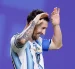 Lionel Messi festeja uno de sus tres goles ante Argelia.