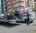 Los agentes de la AMT trasladaron a las motos en una plataforma. Los vehículos se incautaron tras un operativo en la av. República de El Salvador.
