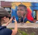 El mural de William Pacho se ha convertido en uno de los puntos de encuentro de los hinchas ecuatorianos en Kansas City antes del partido de la Tricolor frente a Curazao.